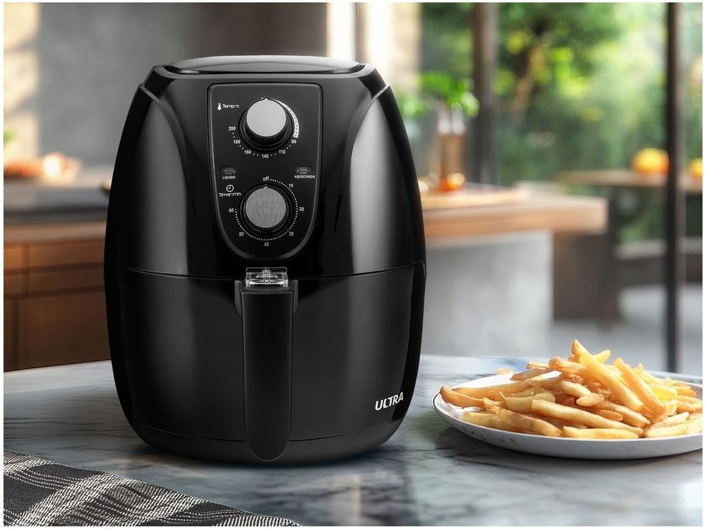 Fritadeira Elétrica sem Óleo/Air Fryer Ultra AF-UT-01 Preta com Timer 3,2L - 220